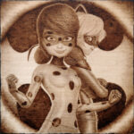 Miraculous Ladybug – ca. 20×20 cm (Massivholz)